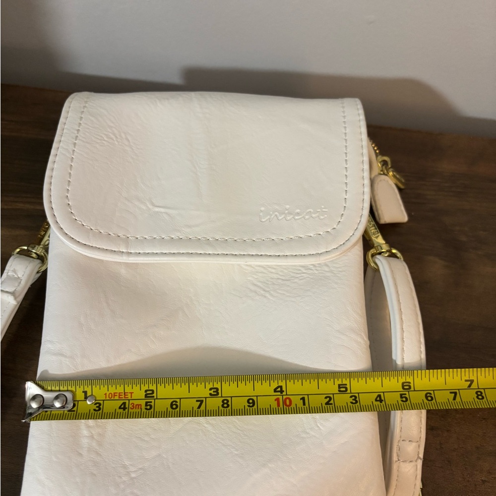 White inicat Crossbody Bag purse - Picture 8 of 8